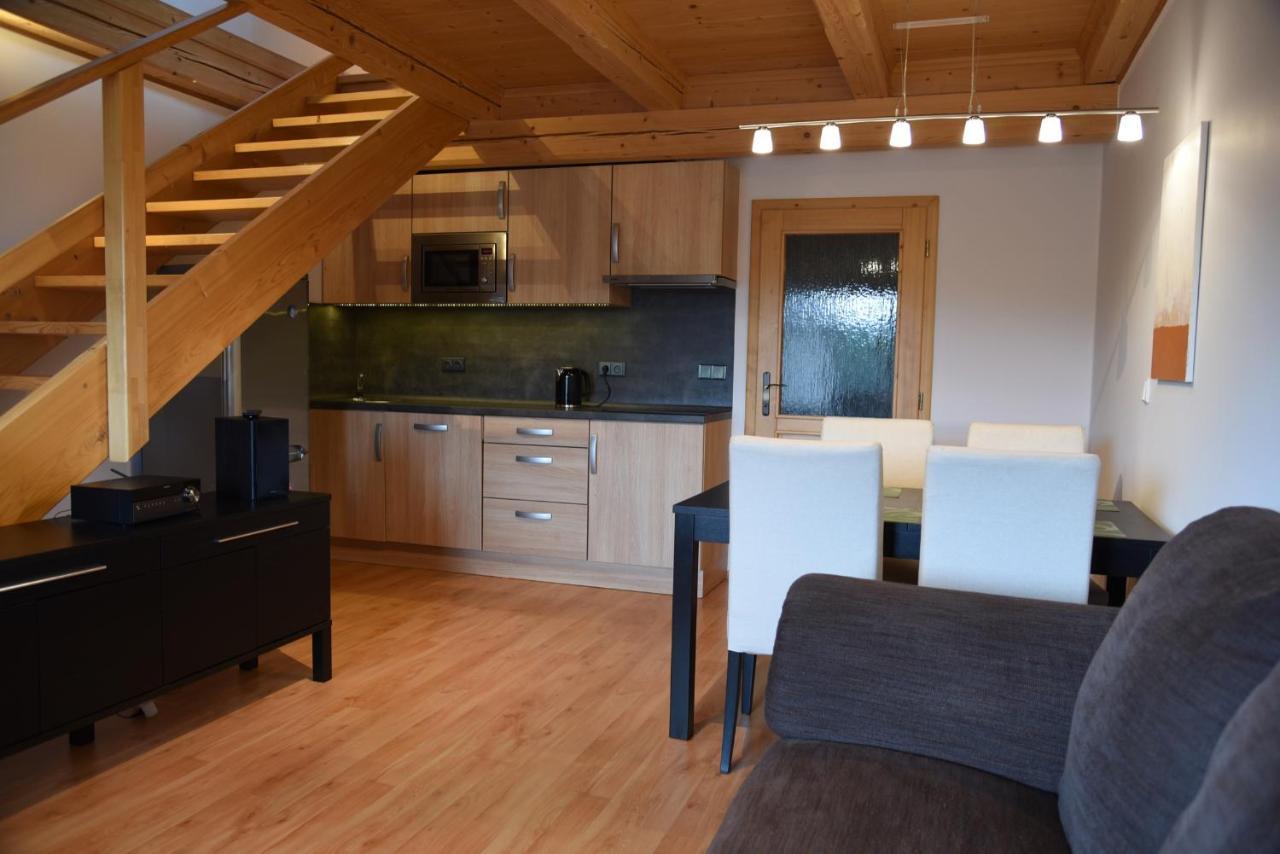 Apartman Mezi Kopci - Mid Hills Apartment Roudnice Zewnętrze zdjęcie